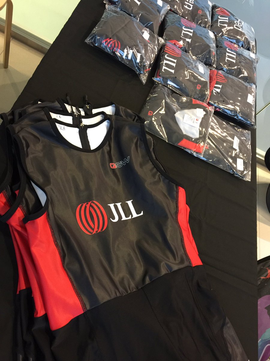 QSW_Sports's tweet photo. The @JLLUK #CustomKit for today's #PropertyTriNorth in @MediaCityUK. #showusyourraceface #CustomKitYourself https://t.co/9dyaA0p35h