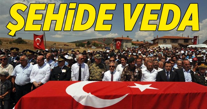 ŞEHİT ÖZEL HAREKAT POLİSİ AHMET DEMİR EBEDİYETE UĞURLANDI
kutahyaolay.com/haberoku/sehit…
#Kütahya