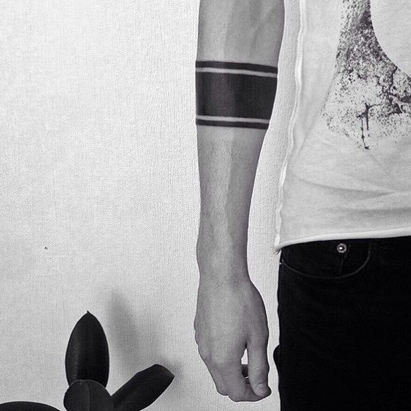 TattooLifeCom's tweet photo. Tattoo artist: @freak_yuppi 
Tattoo studio: @mulhollandtattoo 
#Tattoolifecommunity #mulho… https://t.co/Qgym6jyiaB https://t.co/44fn2LQyW7