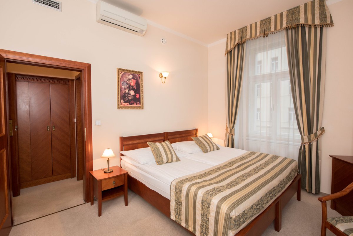 Hotel Amigo **** tweet media