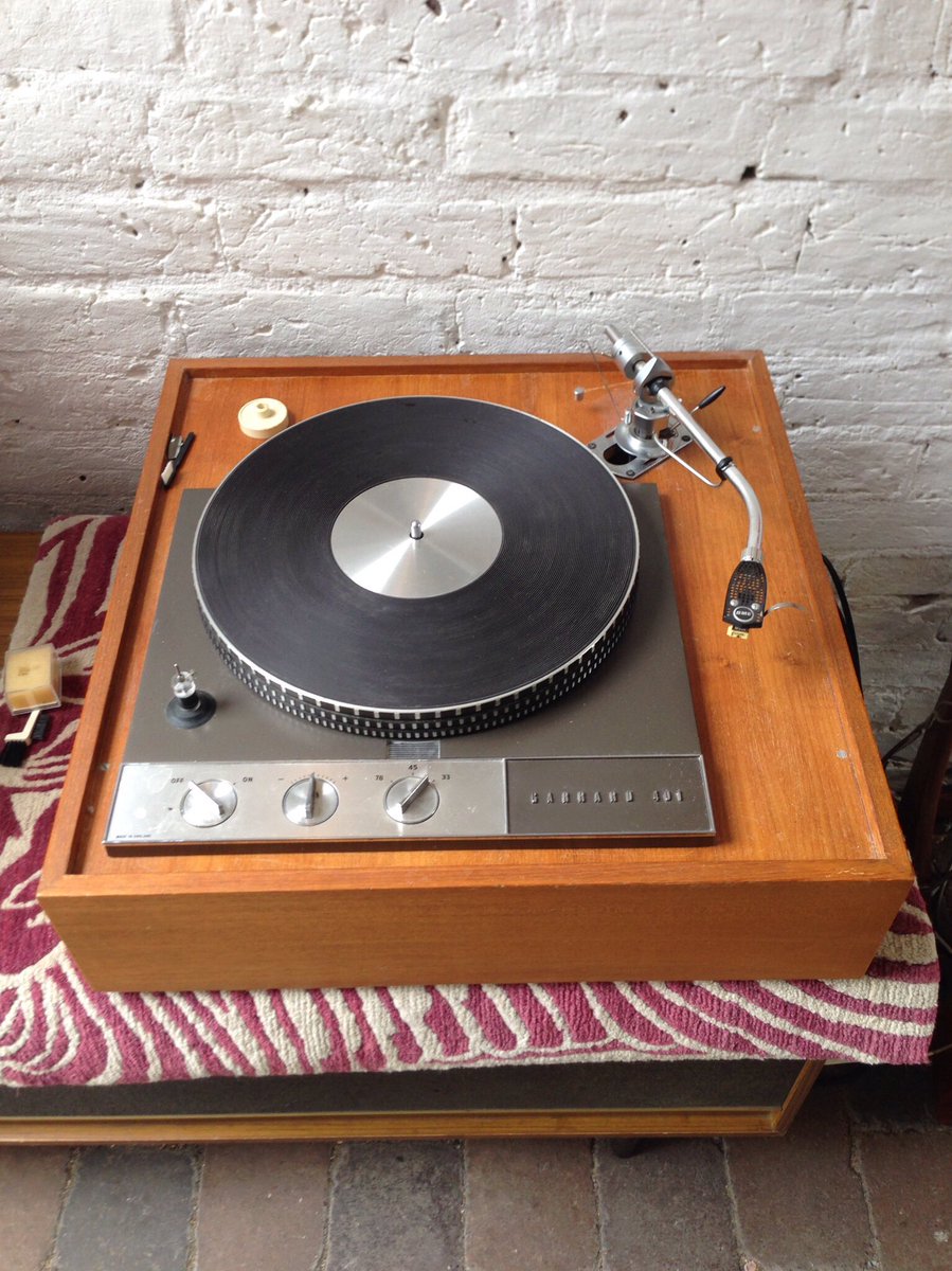 Retrorama_Shop's tweet photo. An thing of beauty at retroramashoreham a rare vintage Garrard 401 with SME arm #garrard401 #shoreham #vintagehifi https://t.co/MY5sjiWCF8