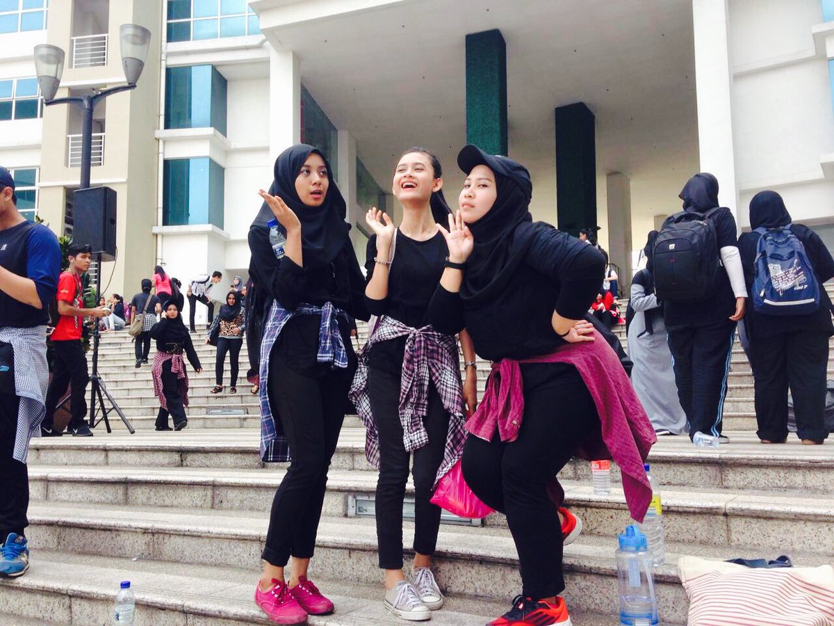 SheraLaff's tweet photo. #msuhomecomingfiesta #msuhcf2016 @MSUmalaysia https://t.co/9vHlpHLb2t