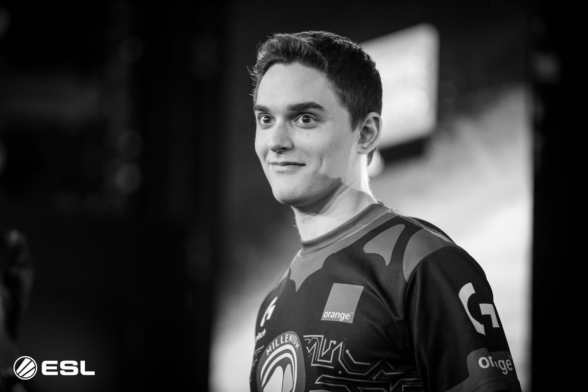 IEM's tweet photo. What a series! Our first #IEM Shanghai semifinalist is @SC2ShoWTimE - GG! https://t.co/py9ZBNjBF1 https://t.co/9dXFcA16Tm