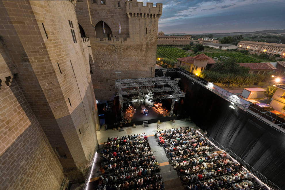 TaquillaCom's tweet image. El verano sabe a prosa y lírica.No te pierdas estos 6 imprescindibles festivales de teatro: bit.ly/2avptxi