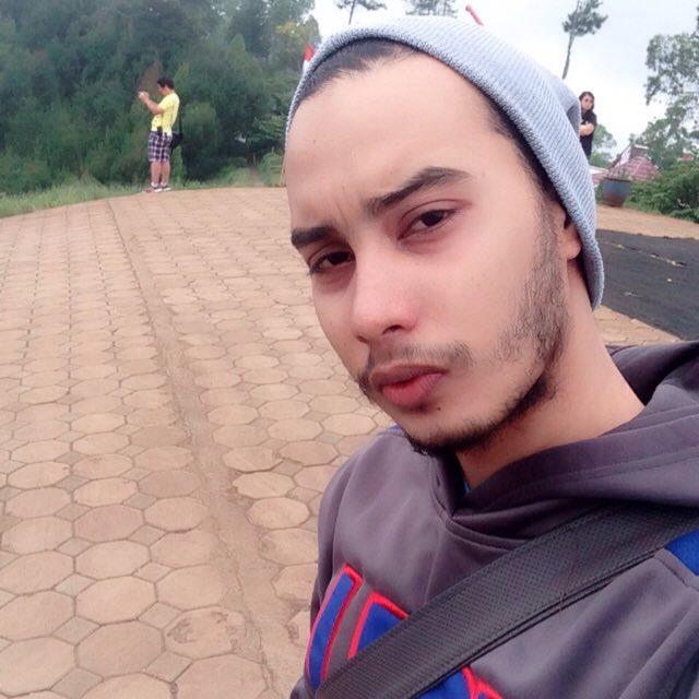 abbdoe_13's tweet photo. Join my LIVE on #BIGOLIVE. https://t.co/oSzCEeyey0 https://t.co/GeHRAtZS8g