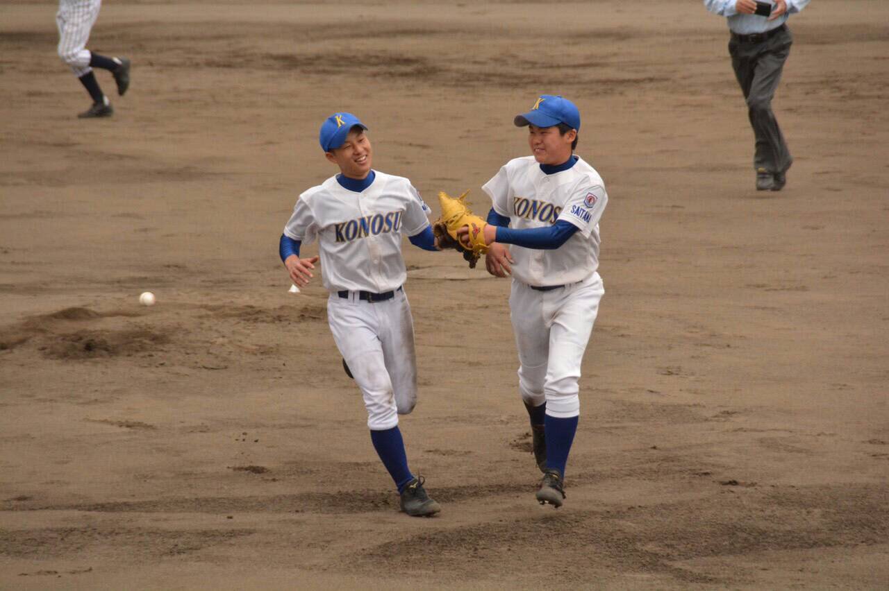 טוויטר りゅうせい בטוויטר 初タグやるーー 野球やってる人 鴻巣ボーイズ知ってる人 ボーイズリーグで野球してる人 見たことある人 Rtしくれたら返すーー Https T Co Hajkixx709