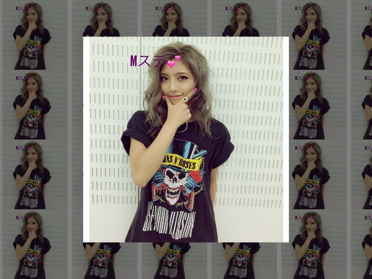 Beginning_Happi's tweet photo. 今日はMステ生出演させて頂きます✨
Pink Champagne初披露！
80'sのディスコサウンド✨をイメージ！というわけで今日は80'sのビンテージT💕
是非見て下さいね✨

SAYAKA https://t.co/nXW3y2kpDl