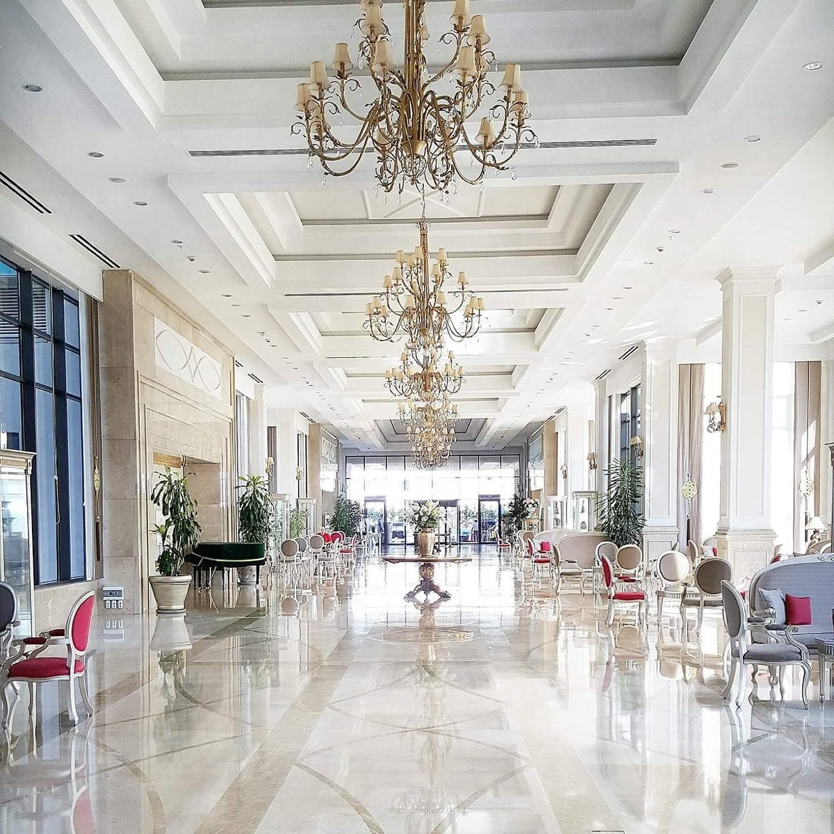 NGAfyon's tweet photo. Otele girer girmez içiniz açılacak. Biz bu pırıltıyı çok seviyoruz. 

#ngafyon #nghotels #gelmenlazim #afyon https://t.co/9QOlMwjXve