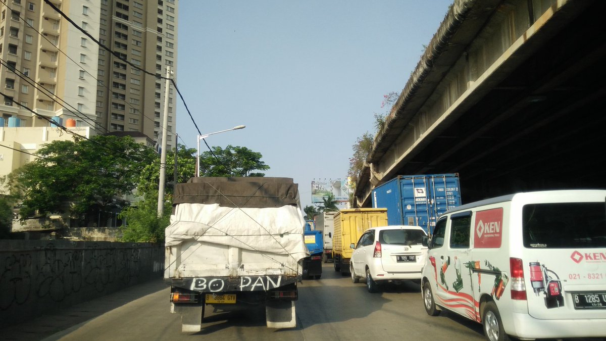 RT @biegail: Dr arh Lodan ke Ancol   29 Jul 2016 · 15:37