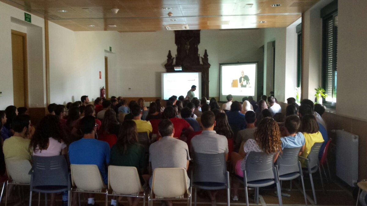 convicom2y3's tweet photo. Más de 200 univeritarios de @GVXMediterranea compartiendo nuestro ser marista desde Bonanza, Maimón y Fuenteheridos https://t.co/YROqLMR25t