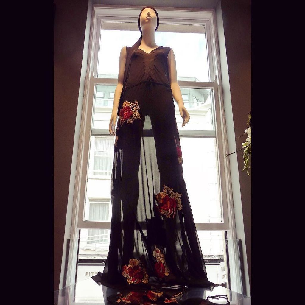 cathyocstylist's tweet photo. A remarkable collection from @hm #studio2016 Swedish folklore inspo. Textures of lace, velvet, suede, chiffon and e… https://t.co/8c4tQbnZP3
