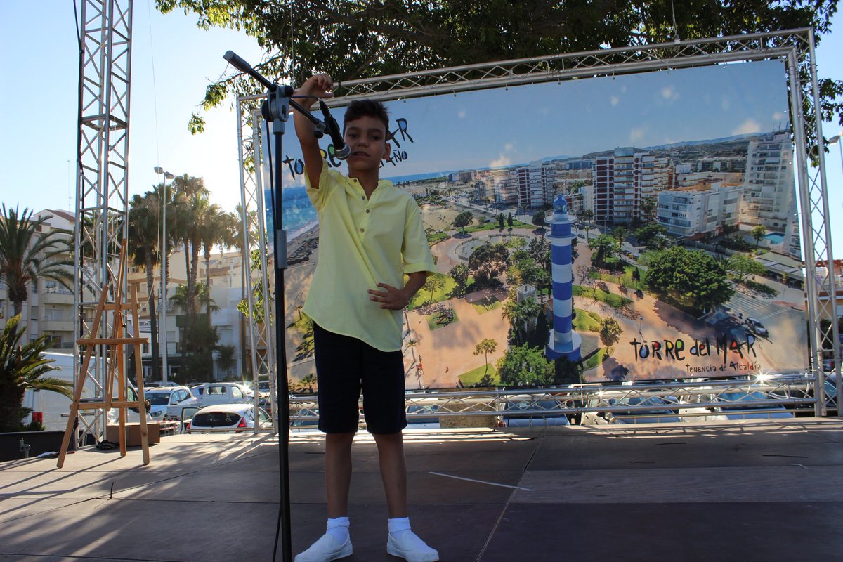 #FelizViernes Deseo que me acompañéis el 4 de agosto #llenodevida ,concierto en Torre del Mar,  <a href="/tenenciatdm/">Torre del Mar</a> .
