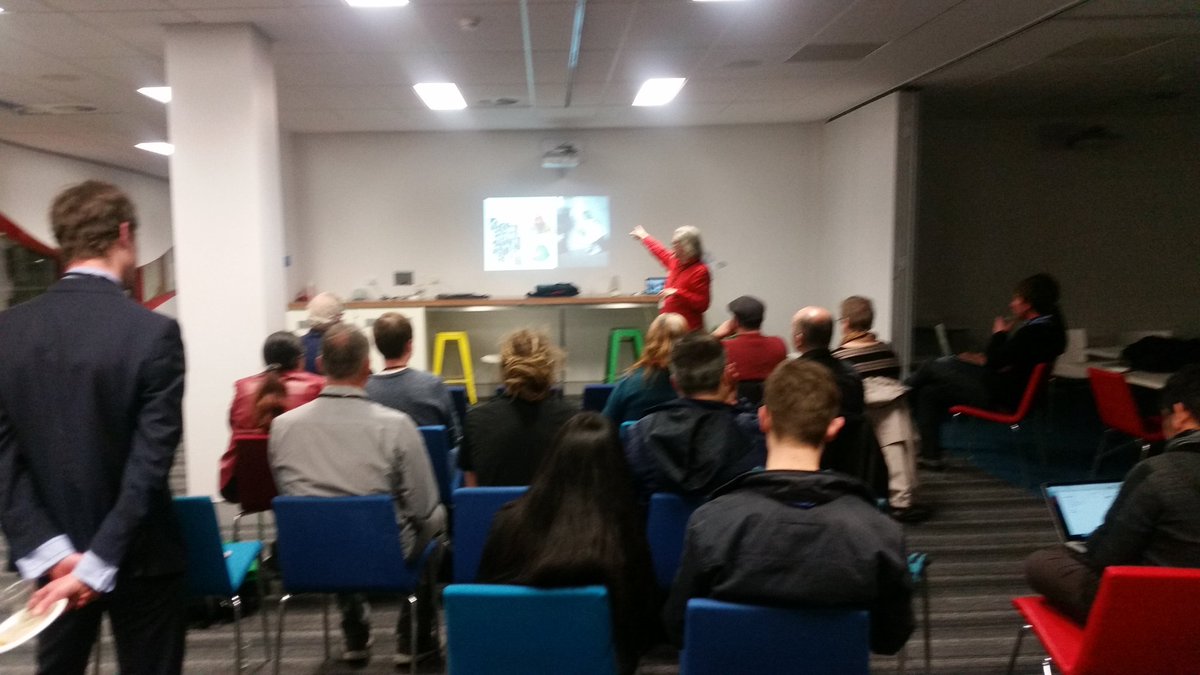 tracyireland4's tweet photo. #GovHack @UniCanberra the heritage hack gets underway! https://t.co/TFUTo1GK7W