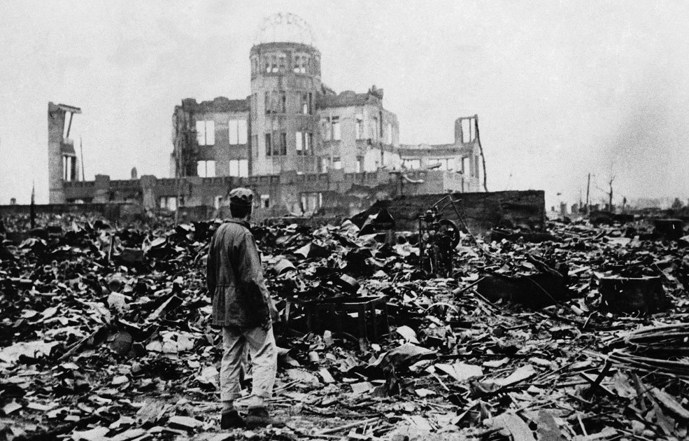 GizmodoES's tweet photo. Por qué hoy se puede vivir en Hiroshima, pero no en Chernóbil https://t.co/II25gQJt77 https://t.co/VywHPOl7pr