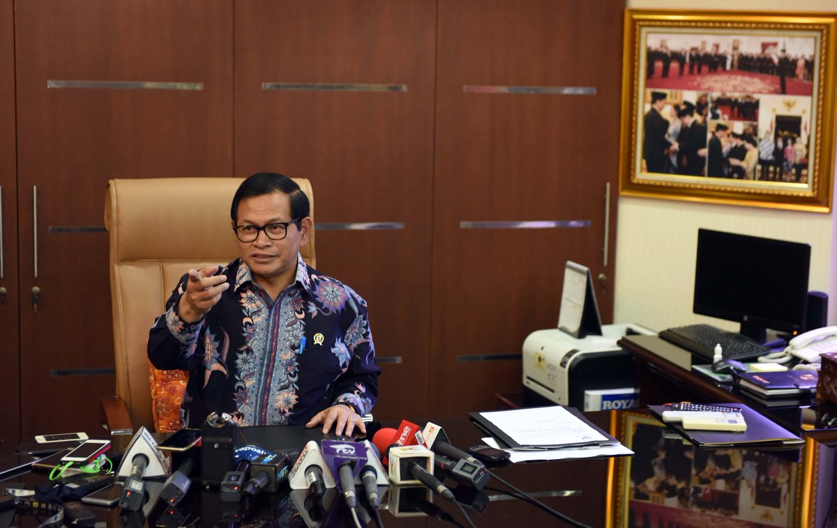 setkabgoid's tweet photo. Menyangkut Kedaulatan, Pemerintah Tolak Permintaan Turki Untuk Tutup Sekolah Terkait Kudeta https://t.co/W8MsVBOYTF https://t.co/6OQorMIlPI