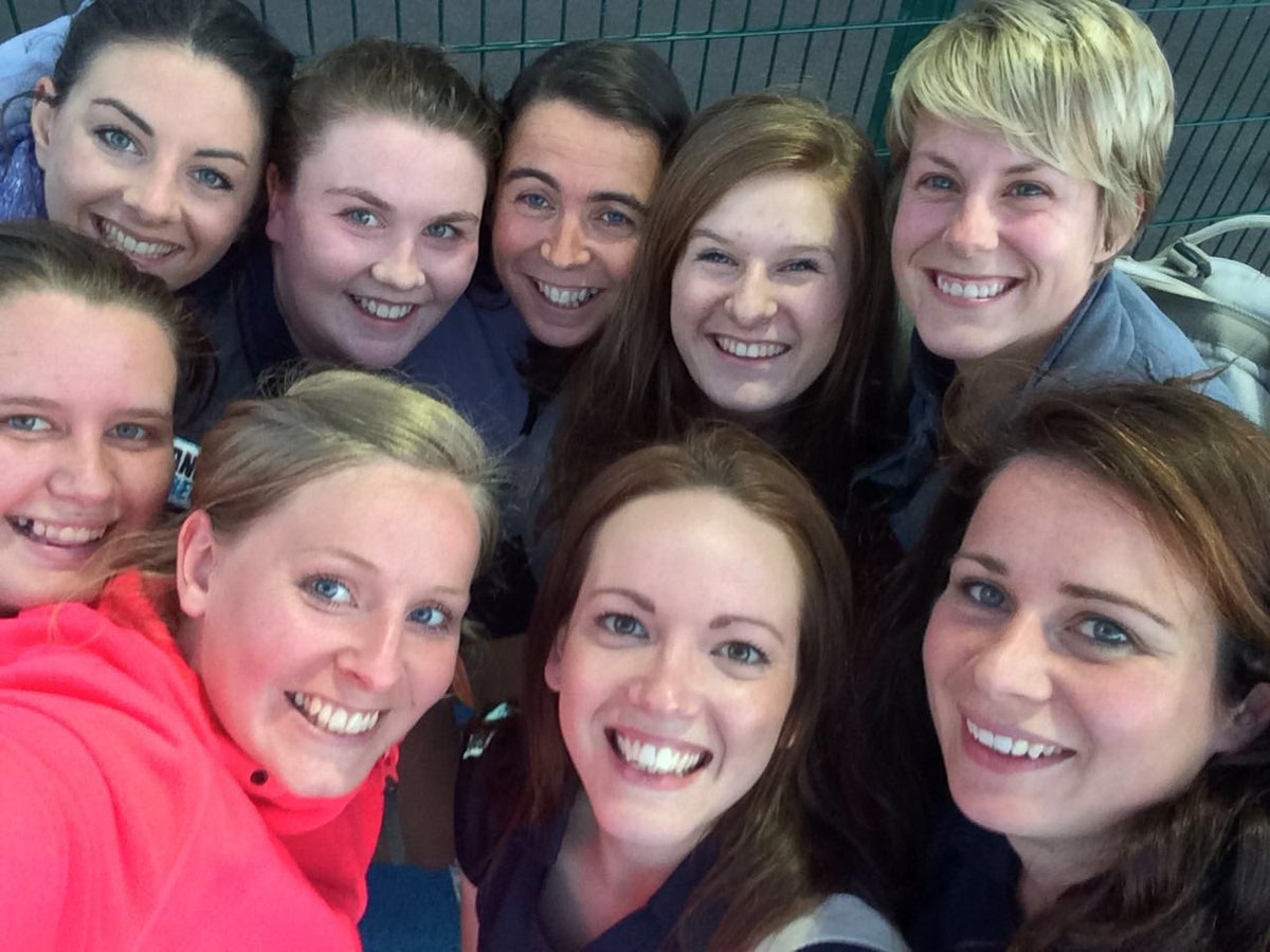 MineheadNetball's tweet photo. @SASPsomerset we had a great time at the Taunton Summer league! Looking forward to the next!#Minehead #teamselfie 🏐 https://t.co/QIzoBuv9Zo