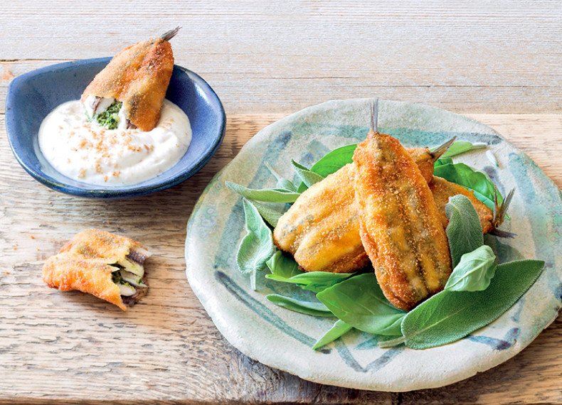 ScuolaLCI's tweet photo. Acciughe e sardine:un menu azzurro da leccarsi i baffi #ricette #lacucinaitaliana https://t.co/6Aho4cXj51 https://t.co/huMGjWcrgL