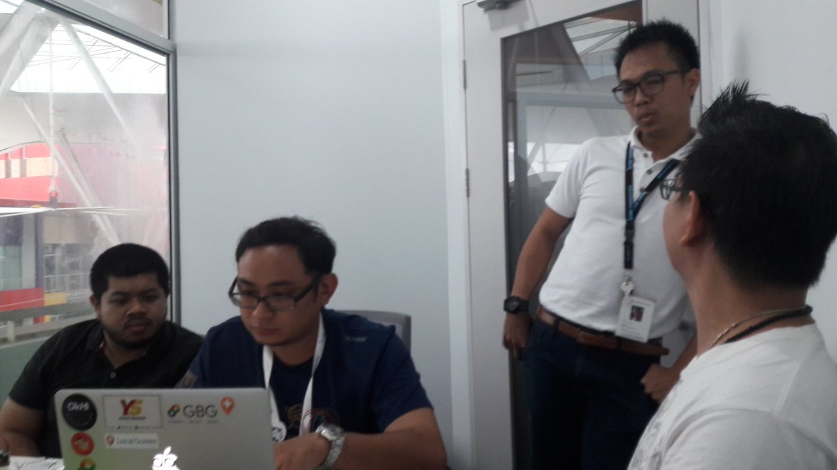iCubeInnovation's tweet photo. . @makeramai on their first Arduino Jam at  @iCubeInnovation! Follow them for more cool updates for makers in KCH! https://t.co/dX0GbHtrPw