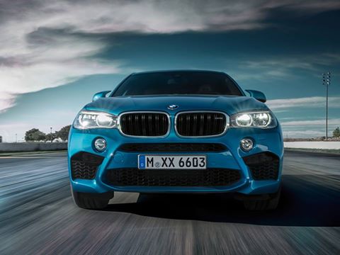 Los 575 CV del #BMWX6M os desean un feliz Viernes. Disfrútalo buff.ly/2alyolJ