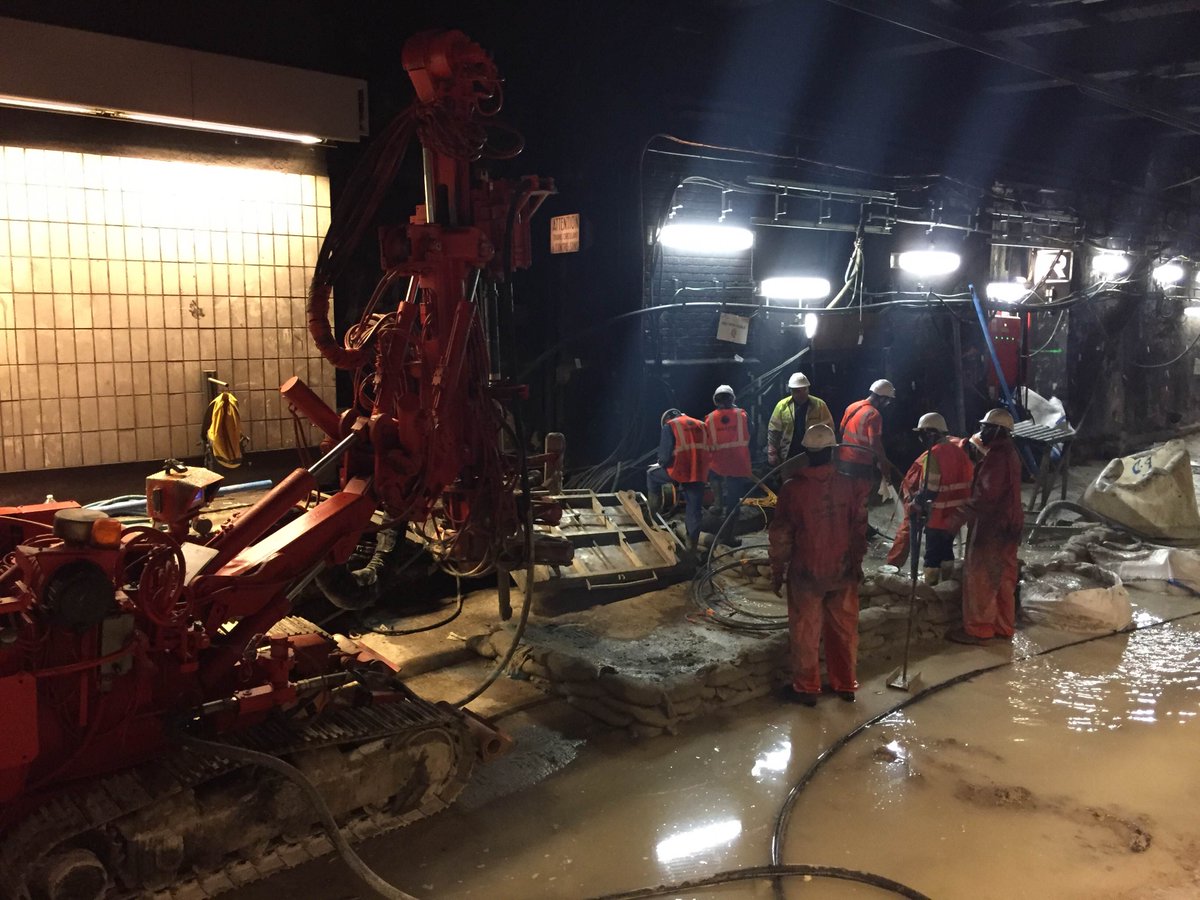 RERC_SNCF's tweet image. &quot;La fameuse&quot; machine du #JetGrouting pr le début du perforage avt injection dans le sol #Modernisation @SNCFReseau