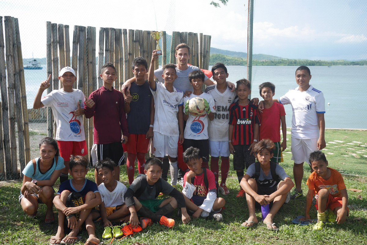 Streetlight Phils tweet media