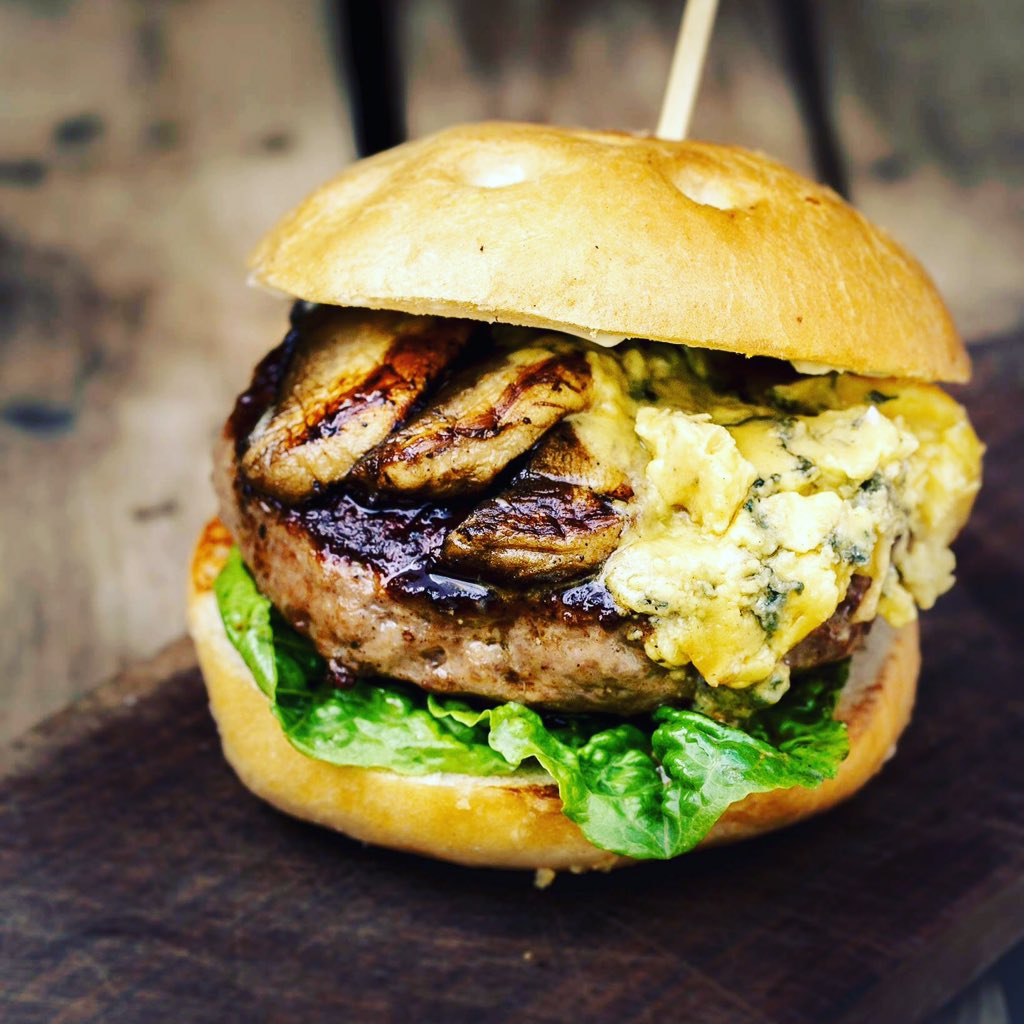 TwoCoastCounty's tweet image. It's @sidmouthfolk week! @VisitDevon @Lovetheflavour @atasteofdevon @thedevonfoodie @Exetermarket Come find us! #yum