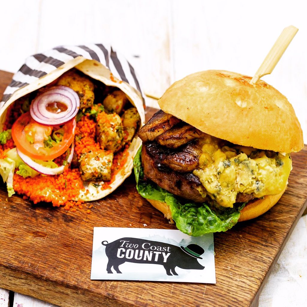 TwoCoastCounty's tweet image. It's @sidmouthfolk week! @VisitDevon @Lovetheflavour @atasteofdevon @thedevonfoodie @Exetermarket Come find us! #yum