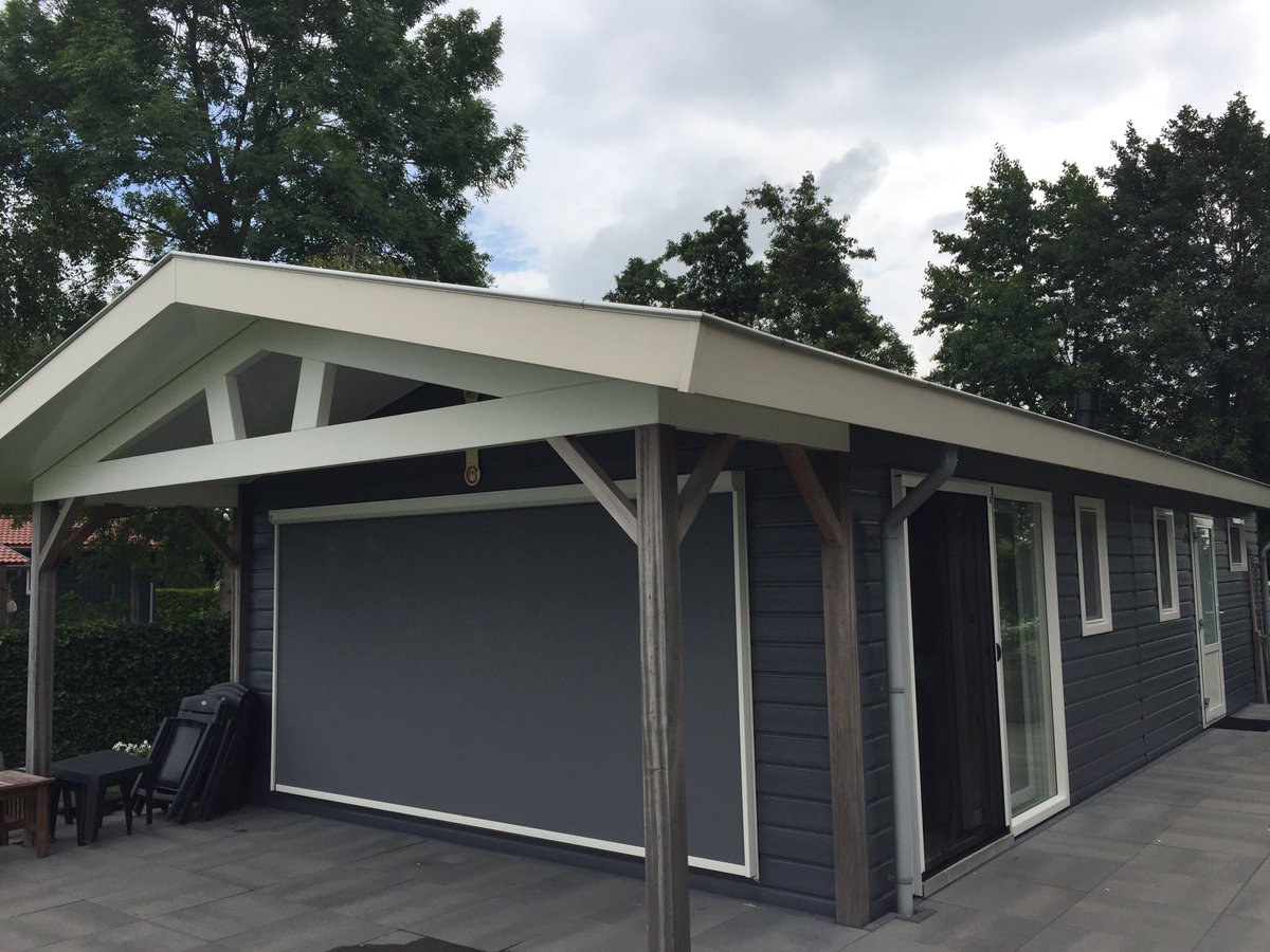 Hubokampen's tweet photo. #zipscreen #palmavento #ambiance @etiennevandijk1 @Sfeerhuis @Theovandijk1 https://t.co/AdsnFpBy9k
