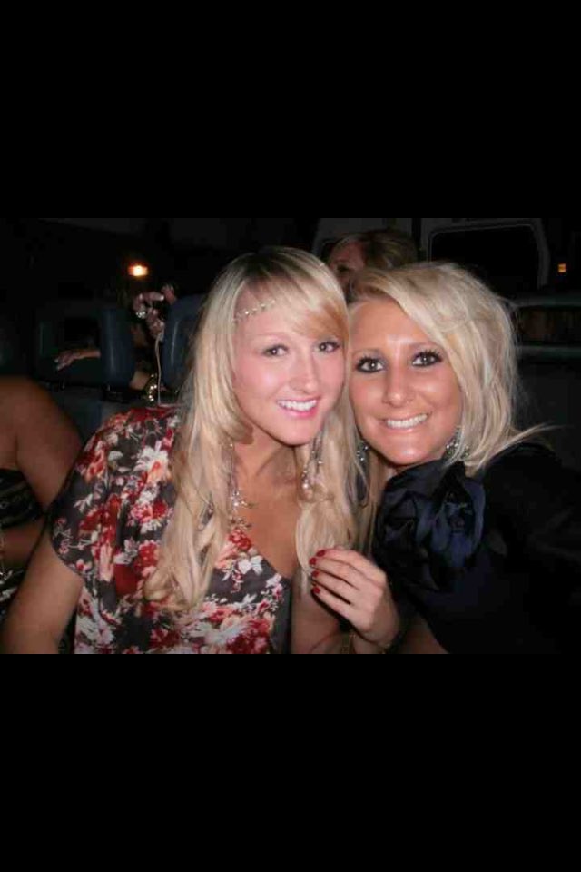 annalewis22's tweet photo. 💙 #Angel #birthdaygirl #anotheryearpasses 😘👸🏼👸🏼 https://t.co/CIaEWPCImw
