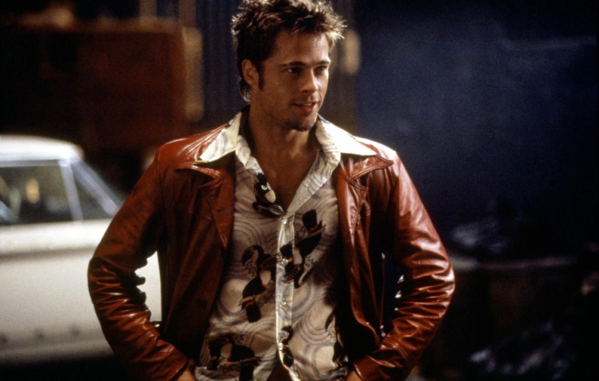 Aceleye gerek yok, bir şeyin olacağı varsa olur. Hem de doğru zamanda, doğru sebeple, doğru kişiyle. 

Fight Club
