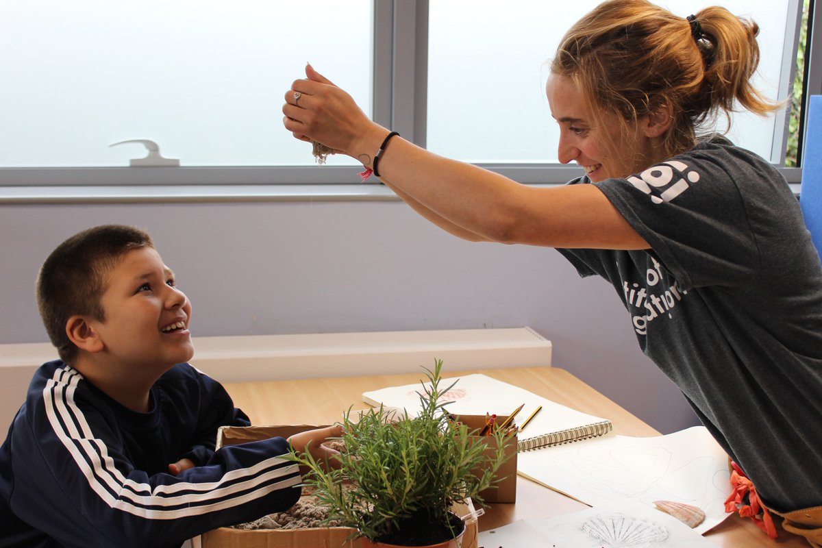 ImaginationLdn's tweet photo. iOi facilitator @rice_helena reflects on teacher &amp; parent training at Queensmill school https://t.co/56Ck9cH6vY https://t.co/r2fw6dFilH