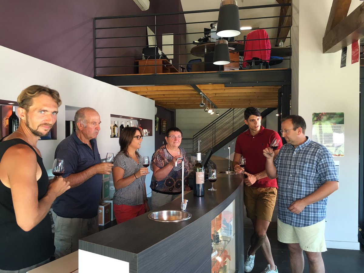 Wyn_app's tweet photo. Interview avec Jerôme Bezios et dégustation à là croix des marchands. @VinsdeGaillac #vin #wines https://t.co/anRILHfw3N