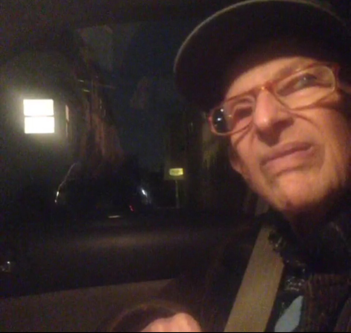 Its2Sense's tweet image. When your jungler rotates to solo lane and gets the kill after you do 90% of the damage, and says 'no problem'