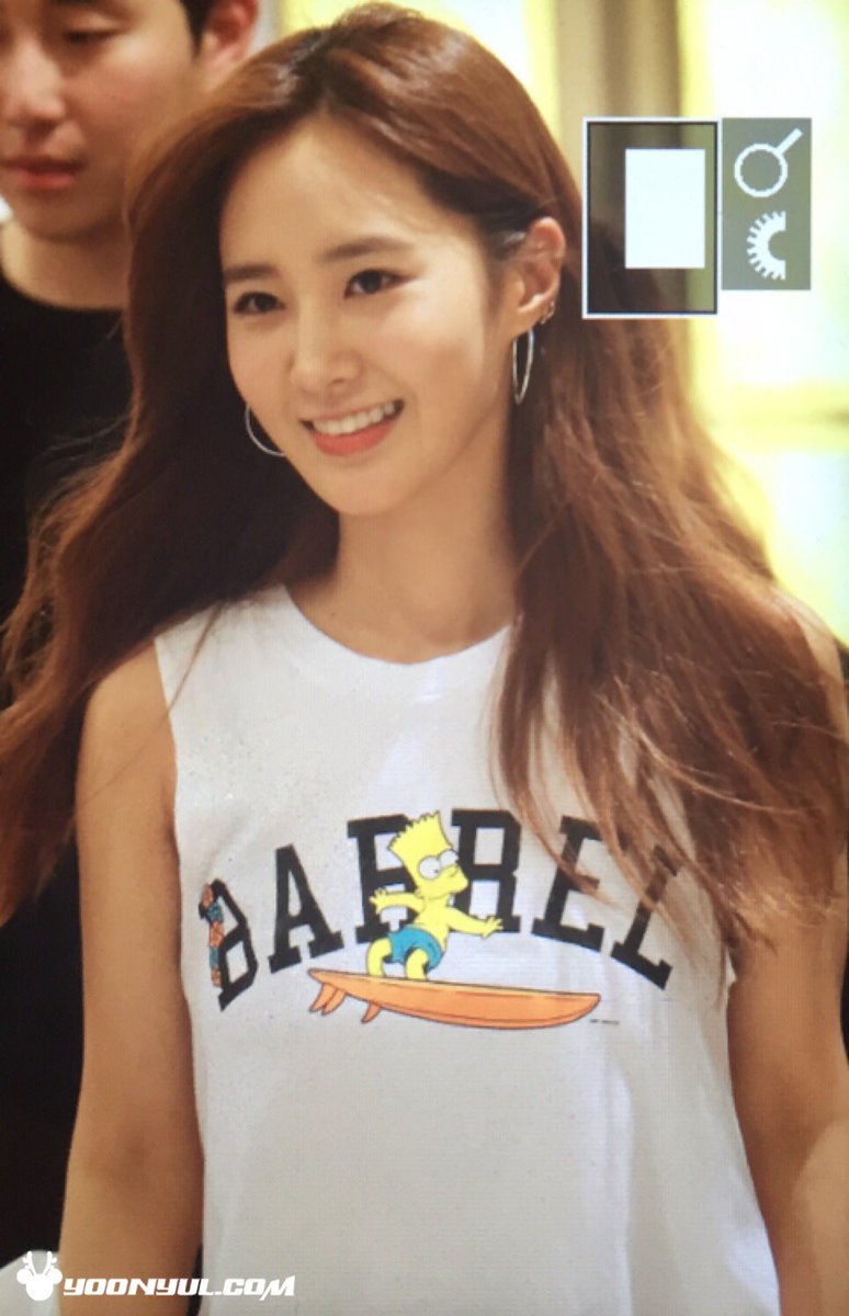 [PIC][29-07-2016]Yuri tham dự buổi Fansign cho thương hiệu “BARREL” vào chiều nay CohygdDUIAA7CRC