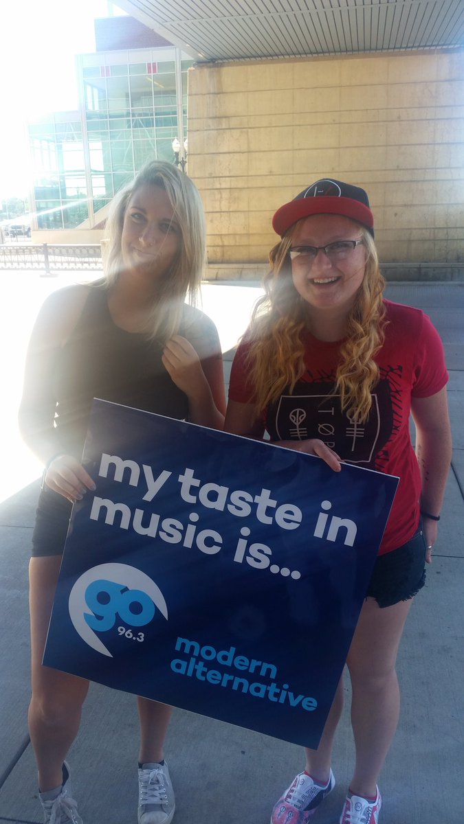 Calison12's tweet image. Found @GiselleUgarte repping @Go963MN even though we live in SD #GoTOP