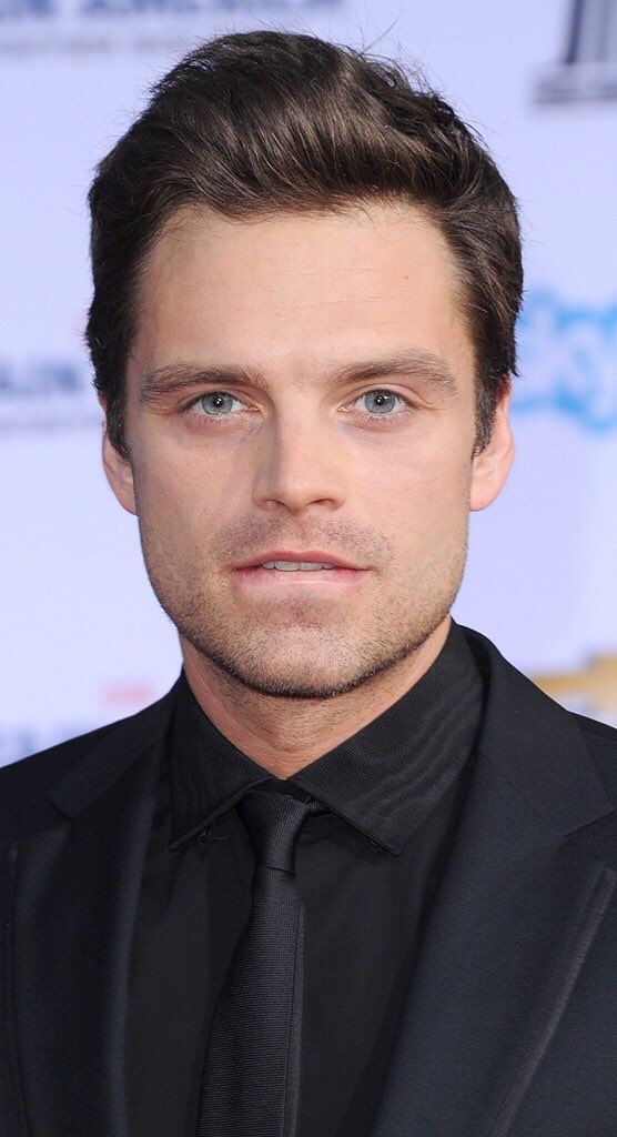 tagged by; @runesassy 

Maaf yhA begini camera roll aku 😢