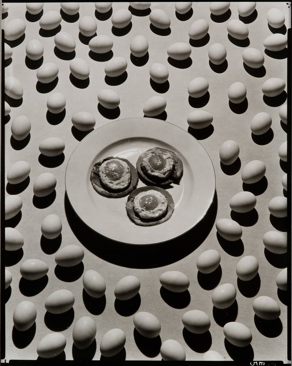 AkronArtMuseum's tweet photo. Ralph Steiner, Ham and Eggs,1929 in #snackAKRON https://t.co/miNHctG1Wy #HamAndEggs #RalphSteiner #photography #food https://t.co/eEWUCgYRLA