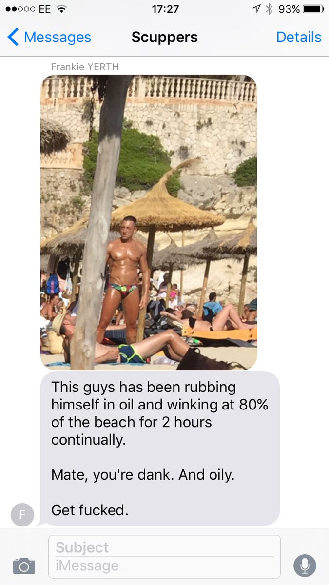 Holiday updates from the one and only <a href="/FrankieSalt/">Frankie Salt</a> 😂 Foul.