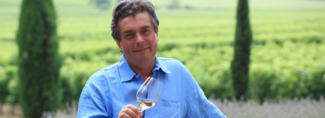 SolaroWines's tweet photo. Sad loss in the wine world
#winewednesday
https://t.co/3L9qEIrW4x https://t.co/sakduJkVUi