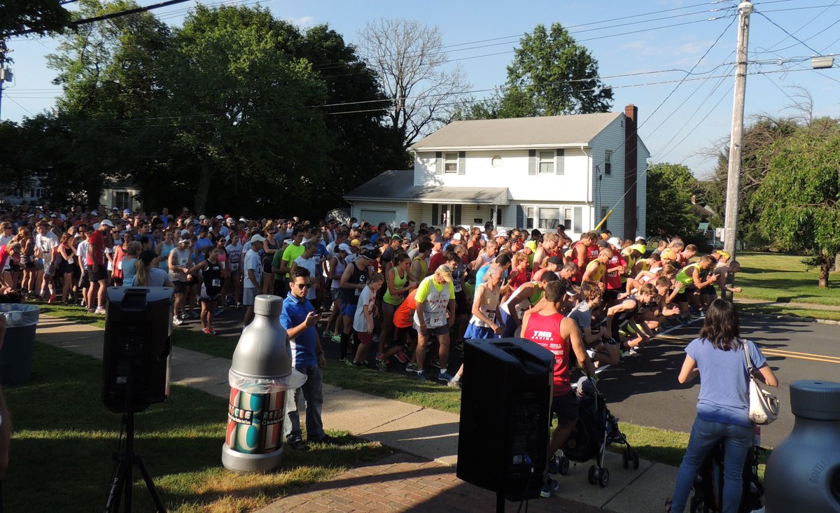 dougsbrain's tweet photo. Team Bloke 5k Entry fee goes up $5 at midnight tonight. 
https://t.co/IIFDci4v0s https://t.co/caDvPeZGua