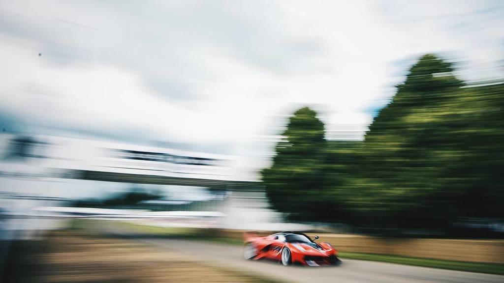 An FXX-K going rather fast under the bridge at <a href="/fosgoodwood/">Goodwood FOS</a>

#vsco #vscocam #fos #festivalofspeed #fosgoodwood #goo…