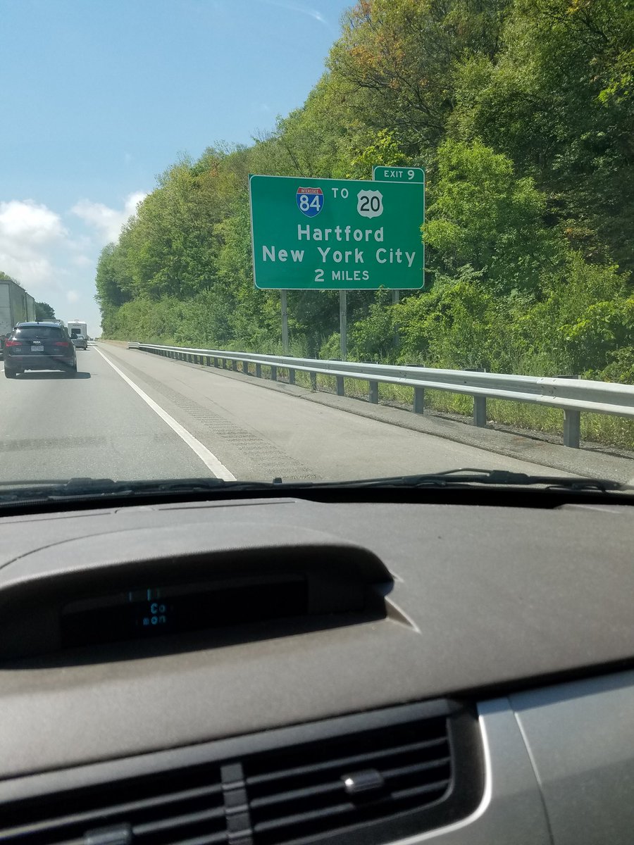 rlykepost's tweet photo. Getting close to home (with a little traffic) after an inspiring week @NEU_EdD #2016EdDRES https://t.co/1solJx1xxL