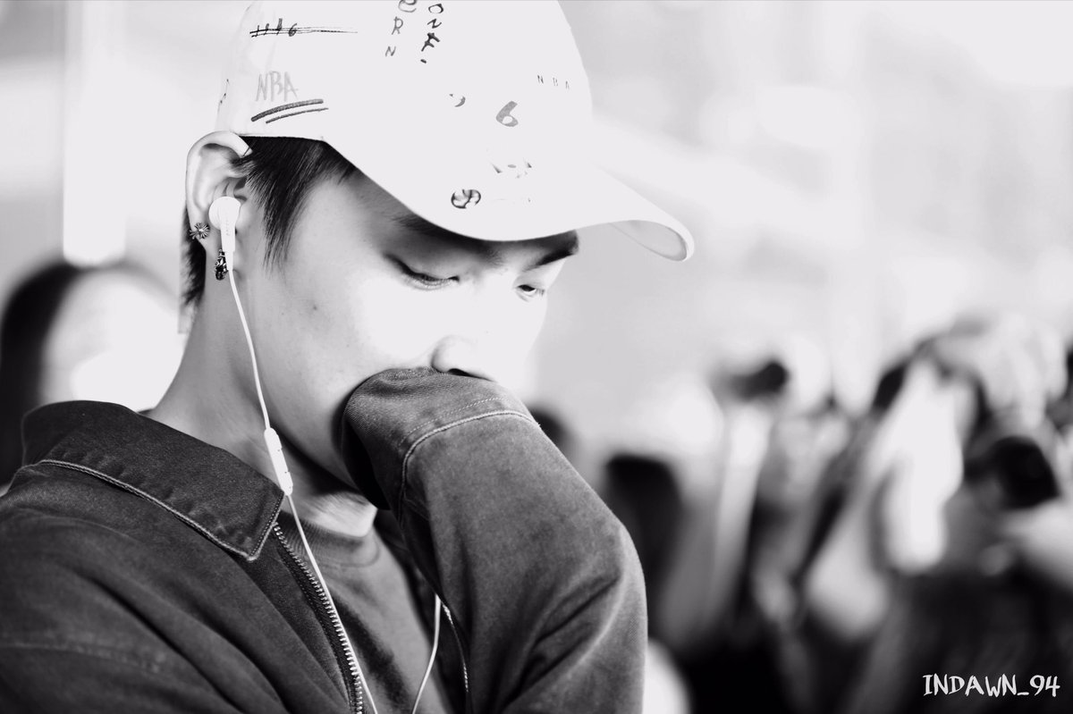 160723 ICN 🙈 #재범 #제이비 #JB   imgur.com/gallery/0RjEE