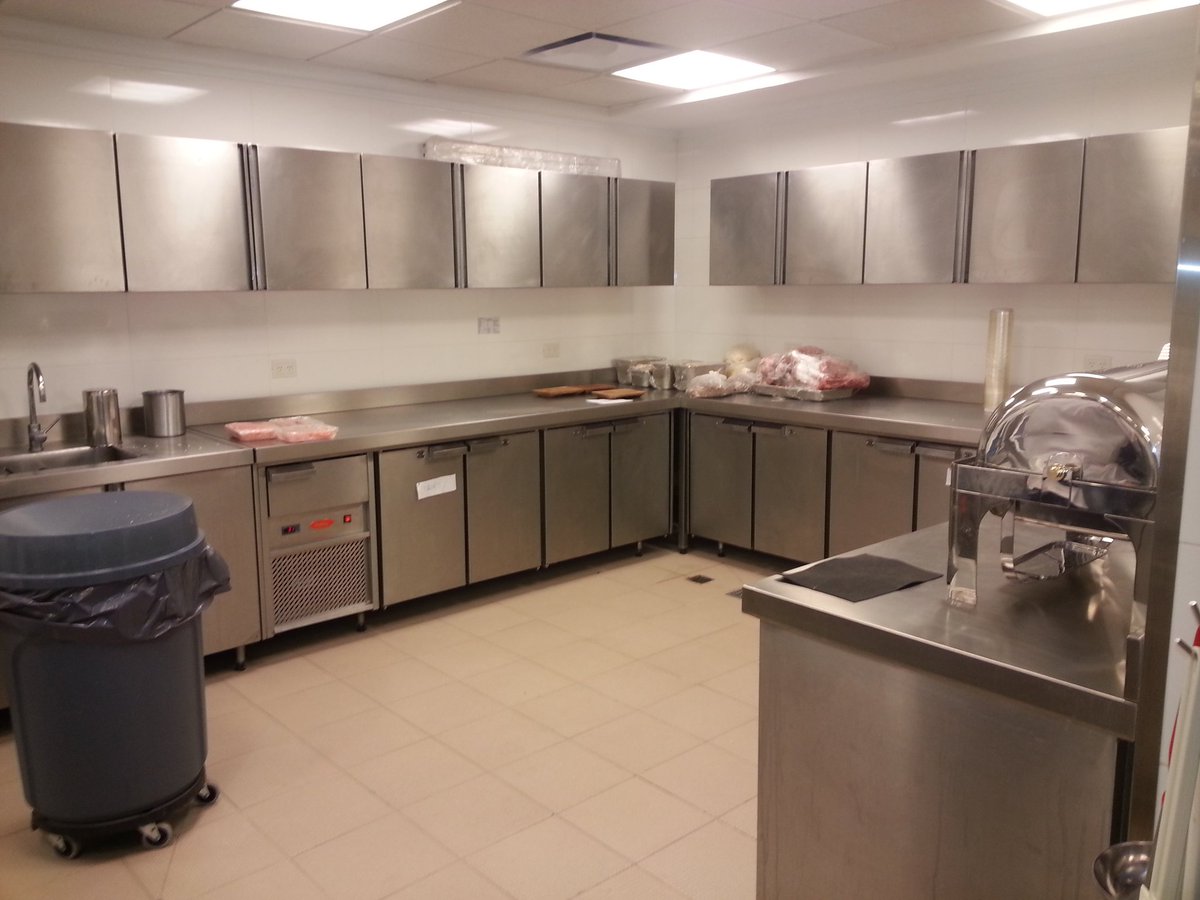 equipgastro's tweet photo. El orden y la limpieza. Los buenos lugares de guardado. La buena iluminación.  Ayudan a cocinar mejor https://t.co/GBA7D781Jj