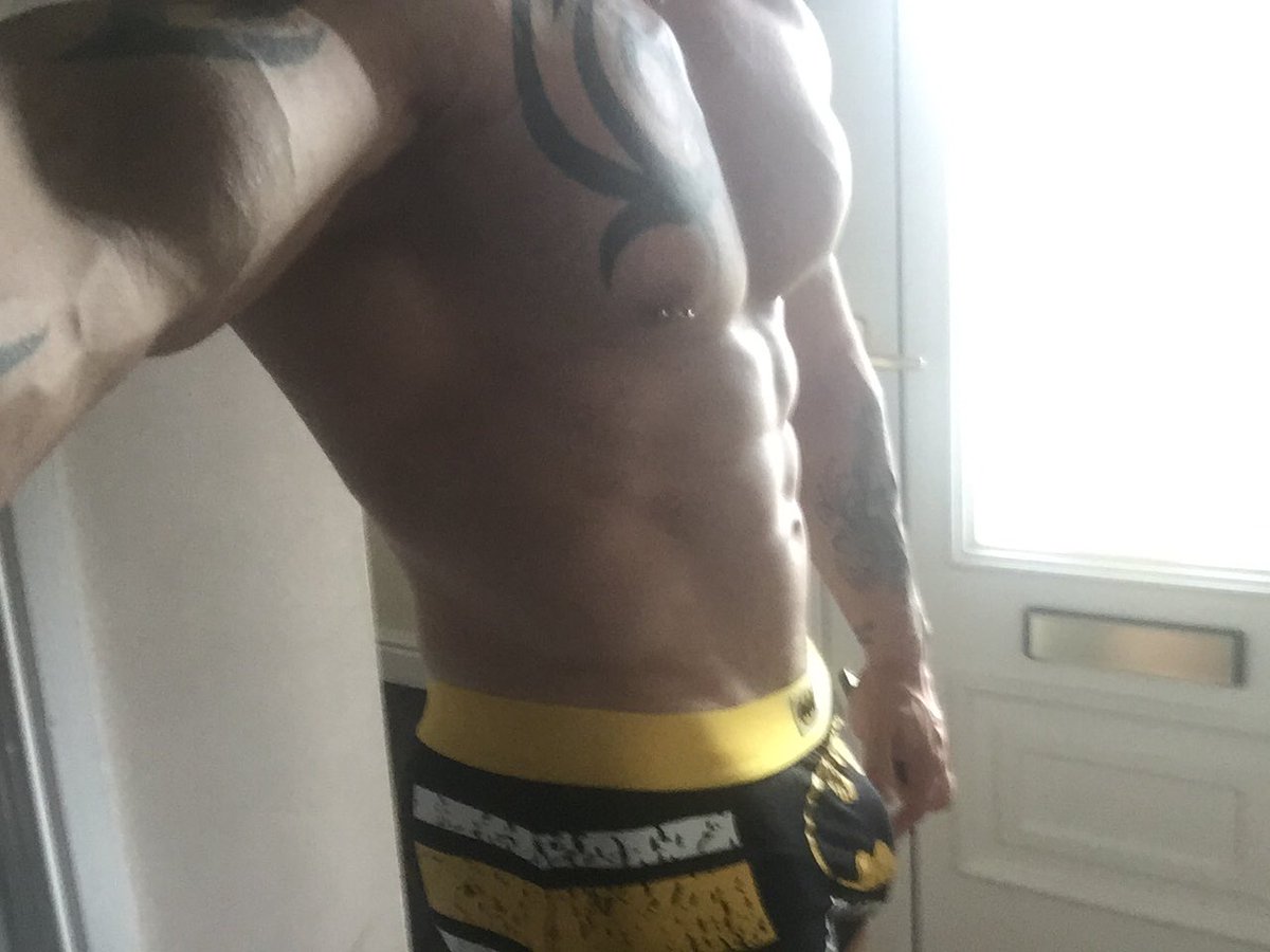 JayBig888's tweet photo. Everyone need super hero underwear #muscles #musceworship https://t.co/N1cb8AJCqn