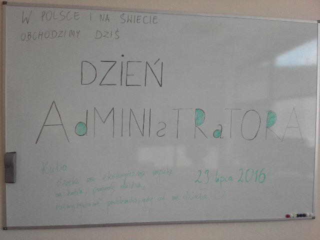ejarosadamiec's tweet image. #SysAdminDay dziś. Pamiętaliście o waszych adminach? U nas tak :-) #administrator #it