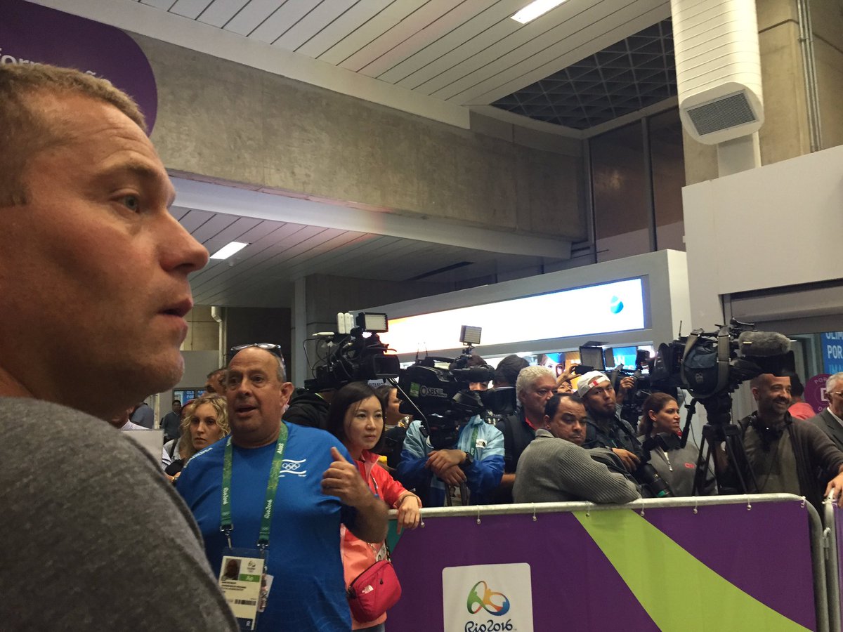 SMDC_NL's tweet photo. Arrived at airport Rio de Janeiro. You see all the press, waiting for us? 😂 https://t.co/m76Y6sHSqs