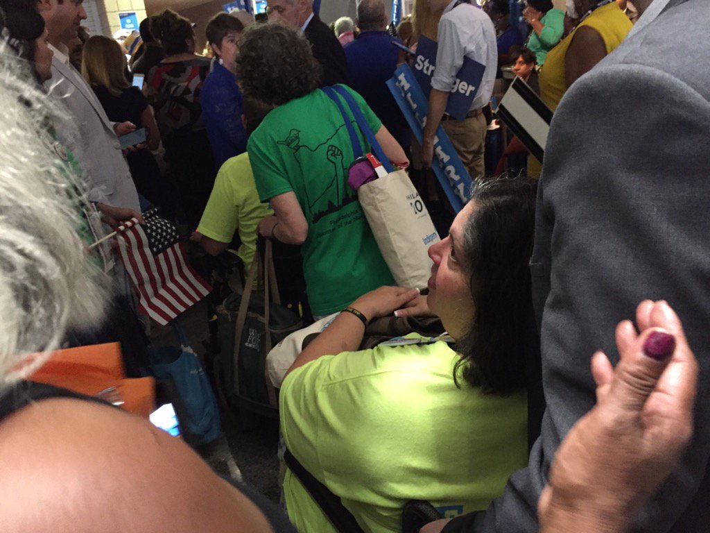 JudyWoodruff's tweet photo. Philadelphia convention was perhaps the most friendly to those with #disabilities of any I've seen https://t.co/Z6eh0rn5vm