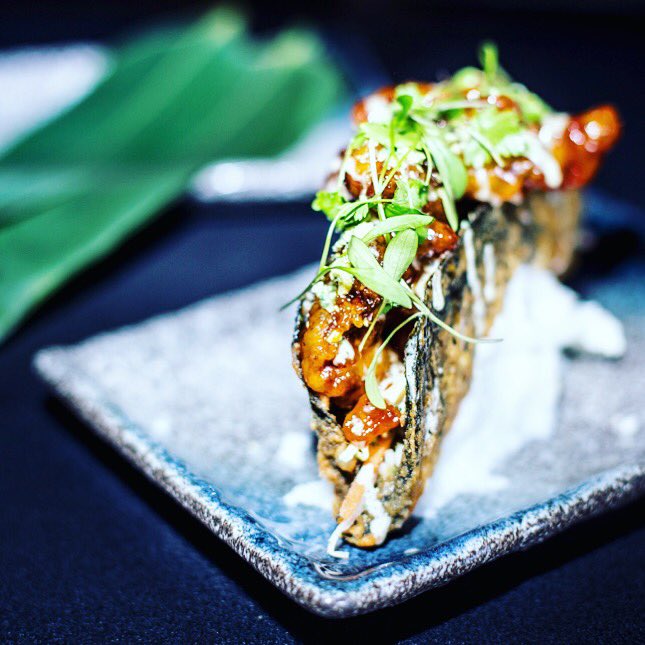 MisterMiyagis's tweet photo. Man with one chopstick go hungry. Man who eat with fingers always full #eatclever #stickybeef #taco #miyagi https://t.co/uqimXJqU1k
