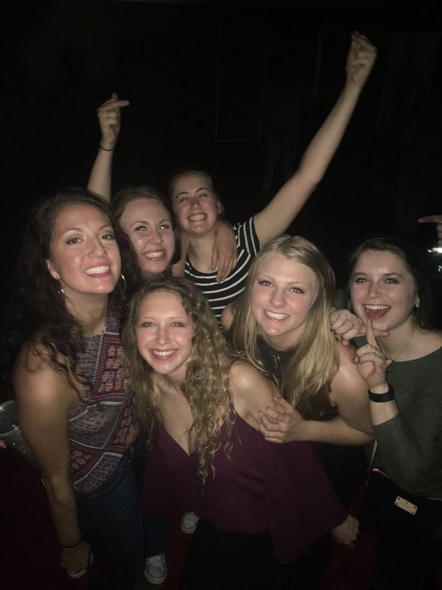 katiequillenx3's tweet photo. HAPPY BIRTHDAY @partyhaertter 21 DAYS AND WE WILL CELEBRATE ACCORDINGLY ππ love you lots #lookhowcloseweare https://t.co/eUoE63L1ik